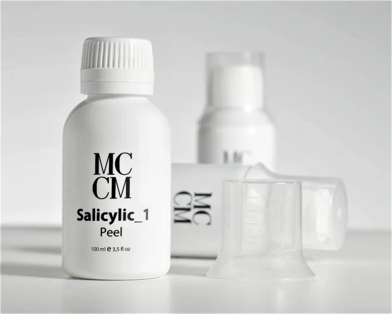 MCCM Peeling Salicilico 15% (1) | Imperfezioni, iperpigmentazione, brillantezza | flacone da 100ml MCCM Peeling Salicilico 15% (1) | Imperfezioni, iperpigmentazione, brillantezza | flacone da 100ml